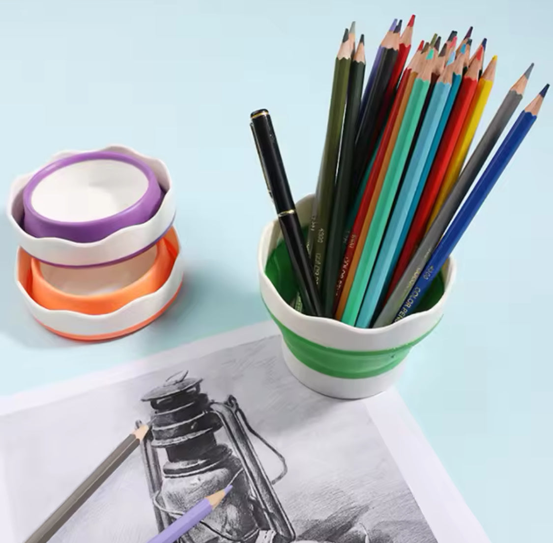 Silicone Brush Washing Bucket, Foldable Paint Brush Washer, Portable Art Brush Holder Silicone Brush Washing Bucket, Foldable Paint Brush Washer, Portable Art Brush Holder